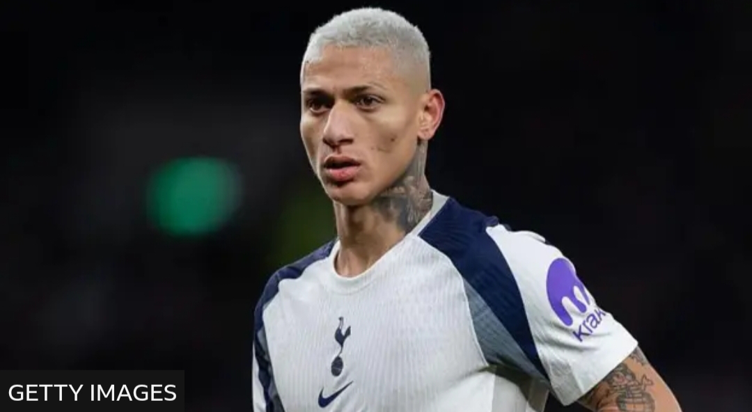 Richarlison harus menjalani perawatan untuk penyembuhan cedera.