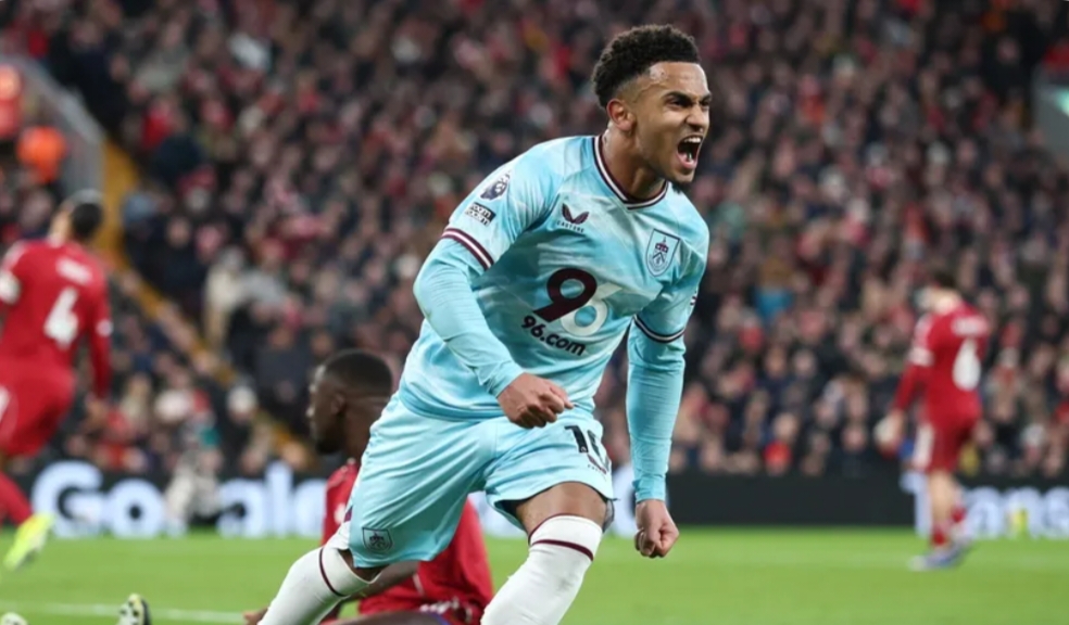 Marcus Edwards gagalkan kemenangan Liverpool.