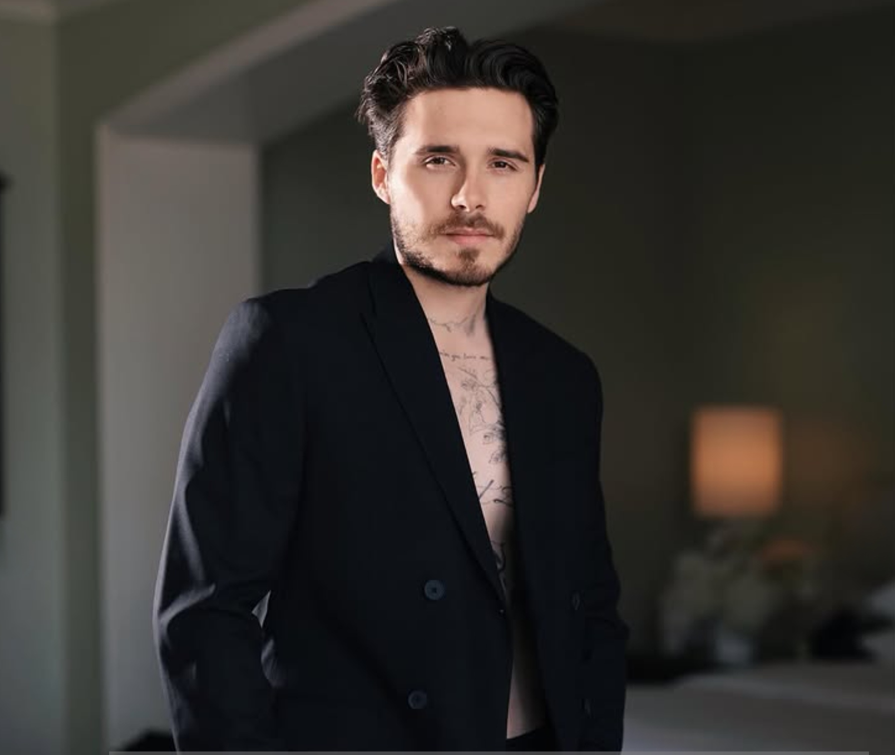 Brooklyn Beckham curhat di Instagram soal konflik dengan David dan Victoria Beckham.