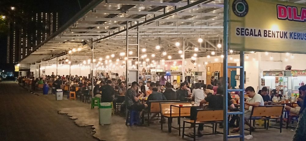 Surabaya kini menjadi kota dengan jumlah warkop terbanyak di Indonesia.