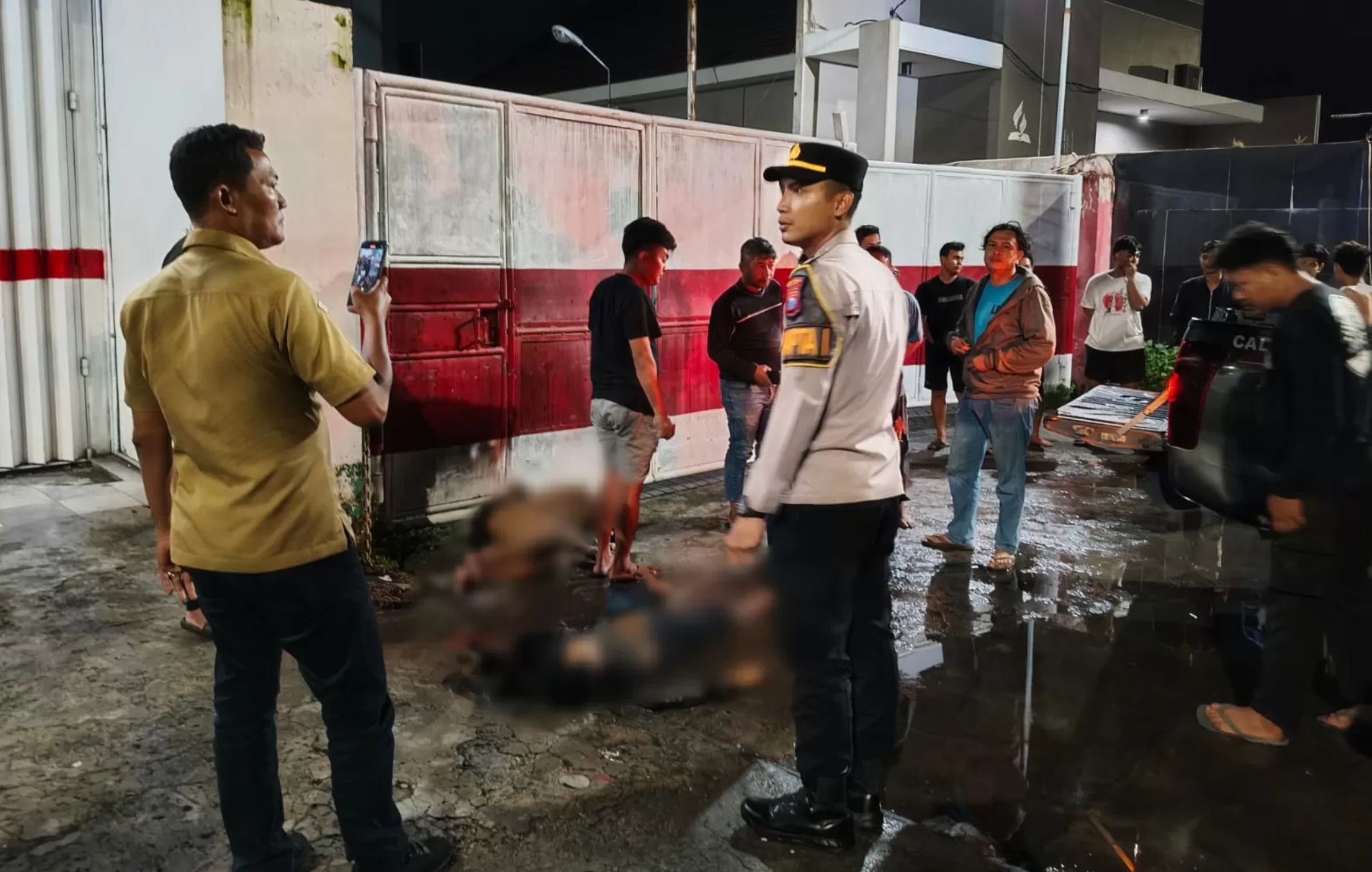Pelaku curanmor tewas dimassa didekat kos-kosan di Jalan Raya Kartini, Kecmatan Kebomas, Gresik.