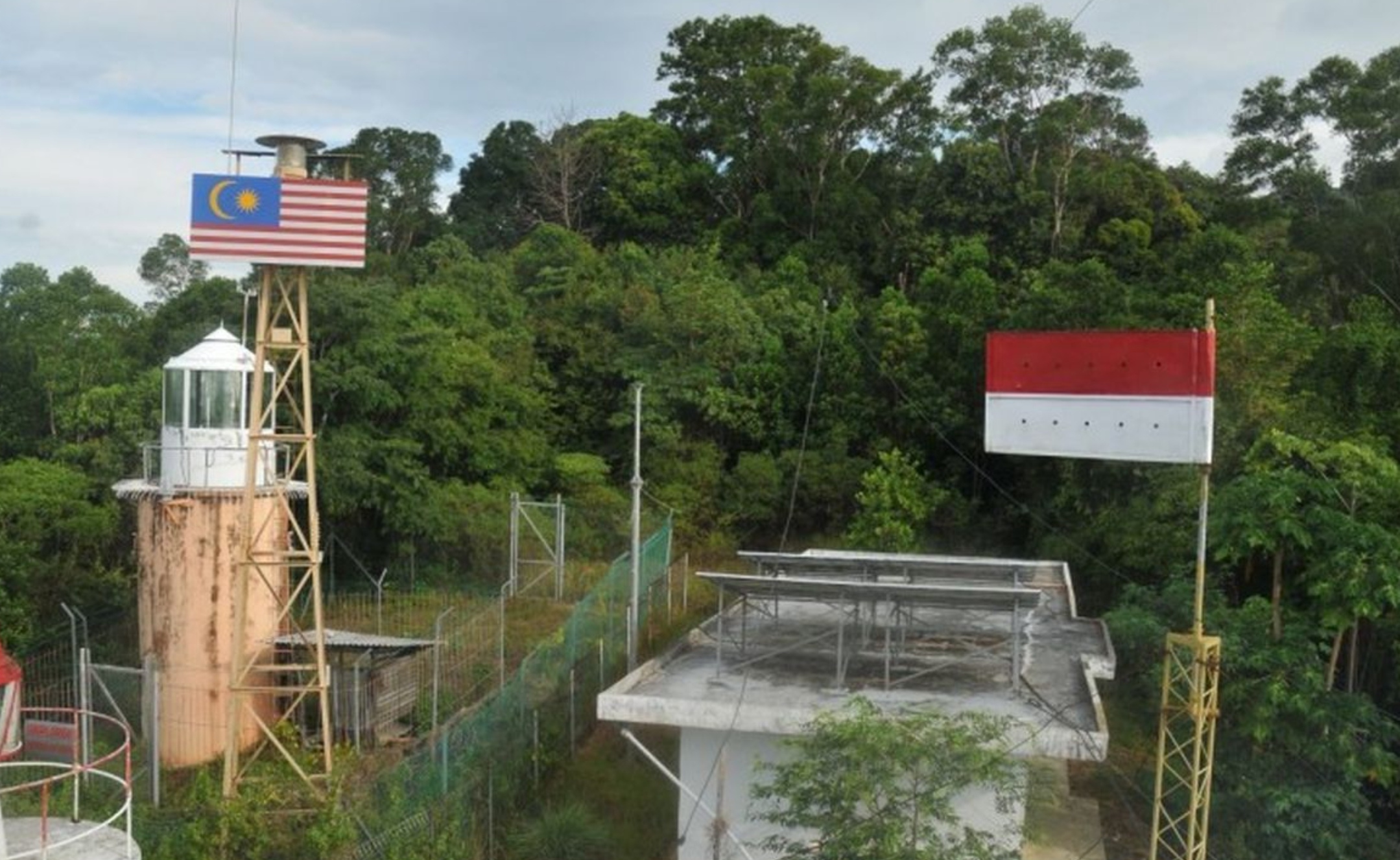 Pos perbatasan antara Indonesia-Malaysia di wilayah Kalimantan Utara.