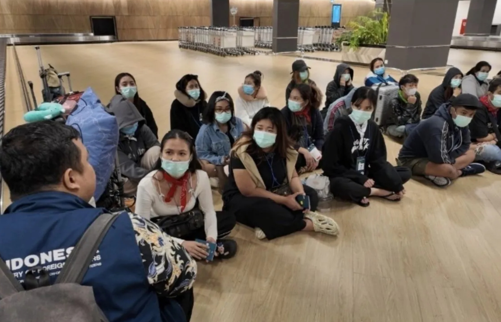 Puluhan WNI korban penipuan online dari Myanmar-Thailand dipulangkan ke Indonesia.