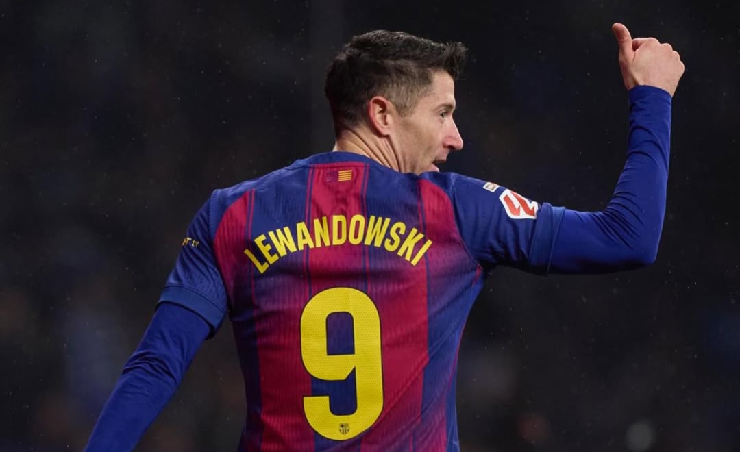 Robert Lewandowski sempat blunder cetak gol bunuh diri.
