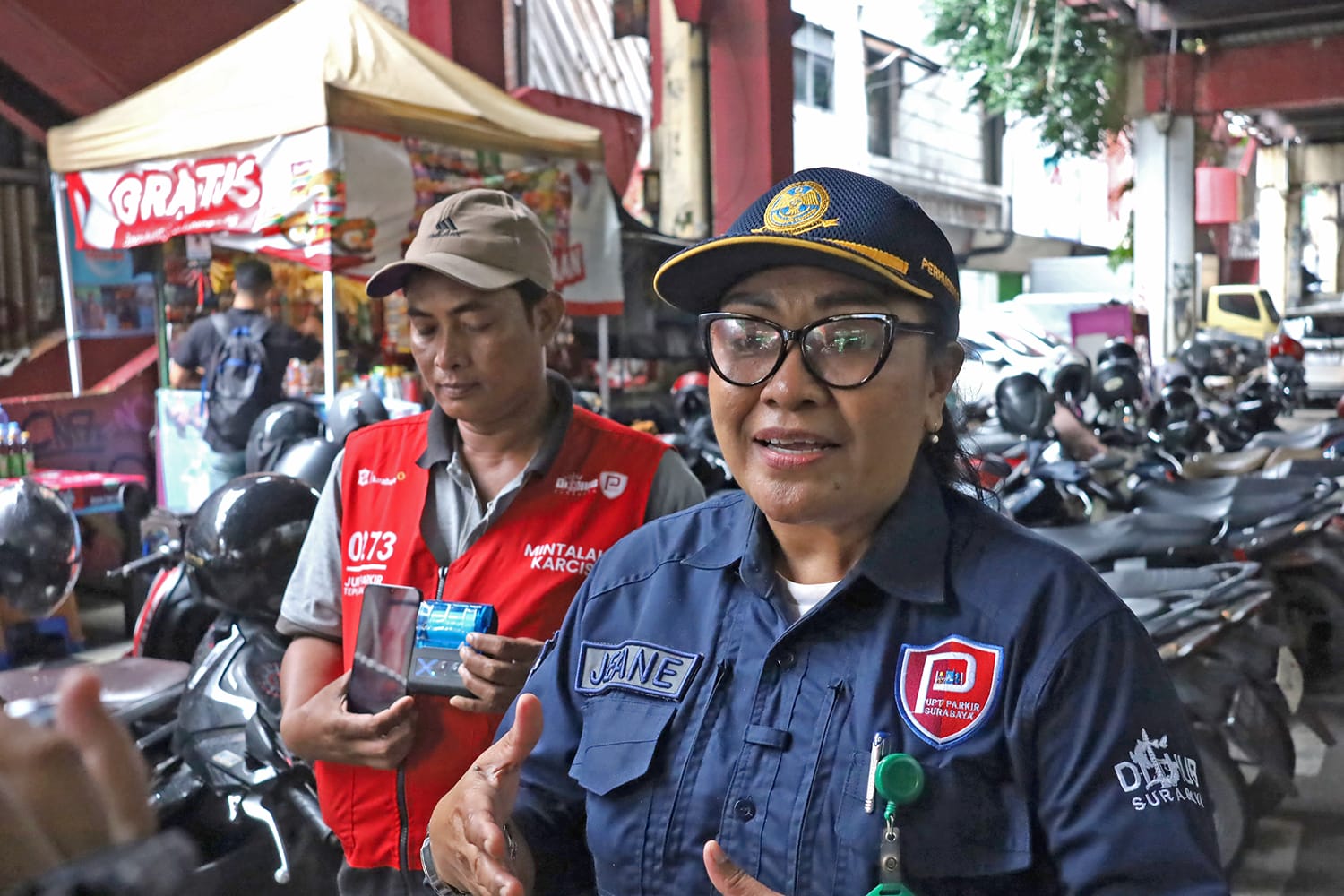 Kepala UPTD Parkir Tepi Jalan Umum (TJU) Dinas Perhubungan (Dishub) Surabaya Jeane Mariane Taroreh