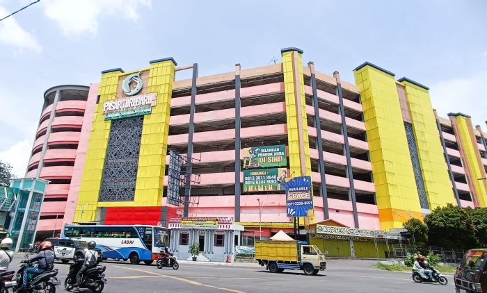 SEPI: Pasar Turi hingga kini masih menjadi jujugan warga berbelanja, meskipun tak seramai era tahun 2000 ke bawah.