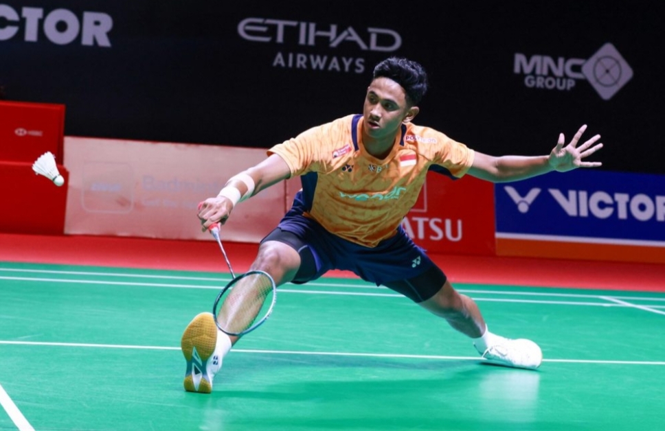 Alwi Farhan melaju ke babak final lewat kemenangan mudah.