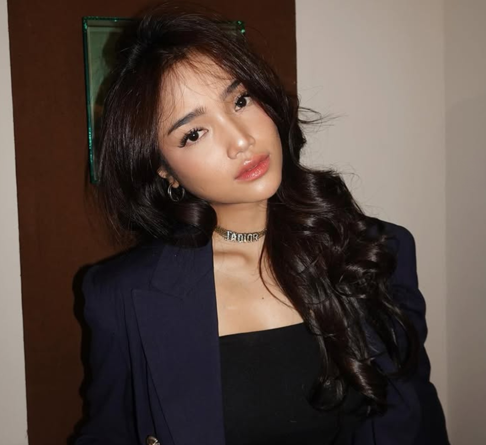 Selebgram Fuji An melaporkan admin media sosialnya terkait dugaan kasus penggelapan uang endorse.