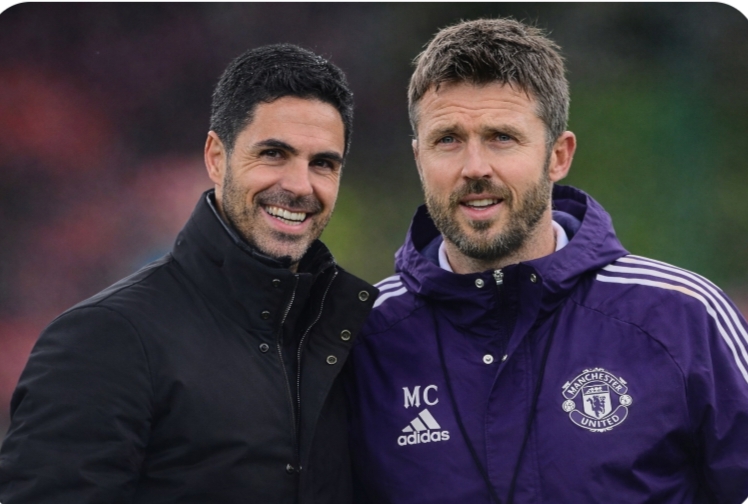 Duel Mikel Arteta versus Michael Carrick.