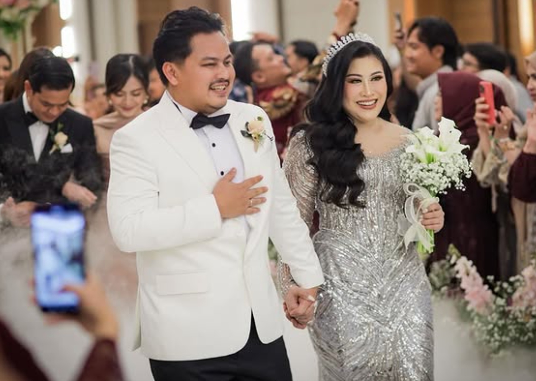 Boiyen resmi menggugat cerai suaminya, Rully Anggi Akbar saat usia pernikahan baru dua bulan.