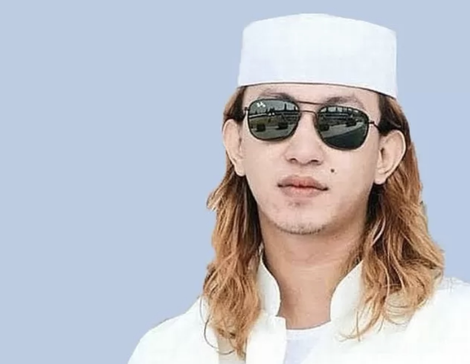 Bahar Bin Smith ditetapkan tersangka oleh Polres Metro Tangerang Kota atas kasus dugaan penganiayaan.
