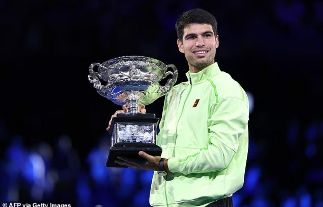 Selain petenis nomor 1 dunia, Carlos Alcaraz mencetak sejarah dengan menjadi juara Career Grand Slam putra termuda sepanjang masa.