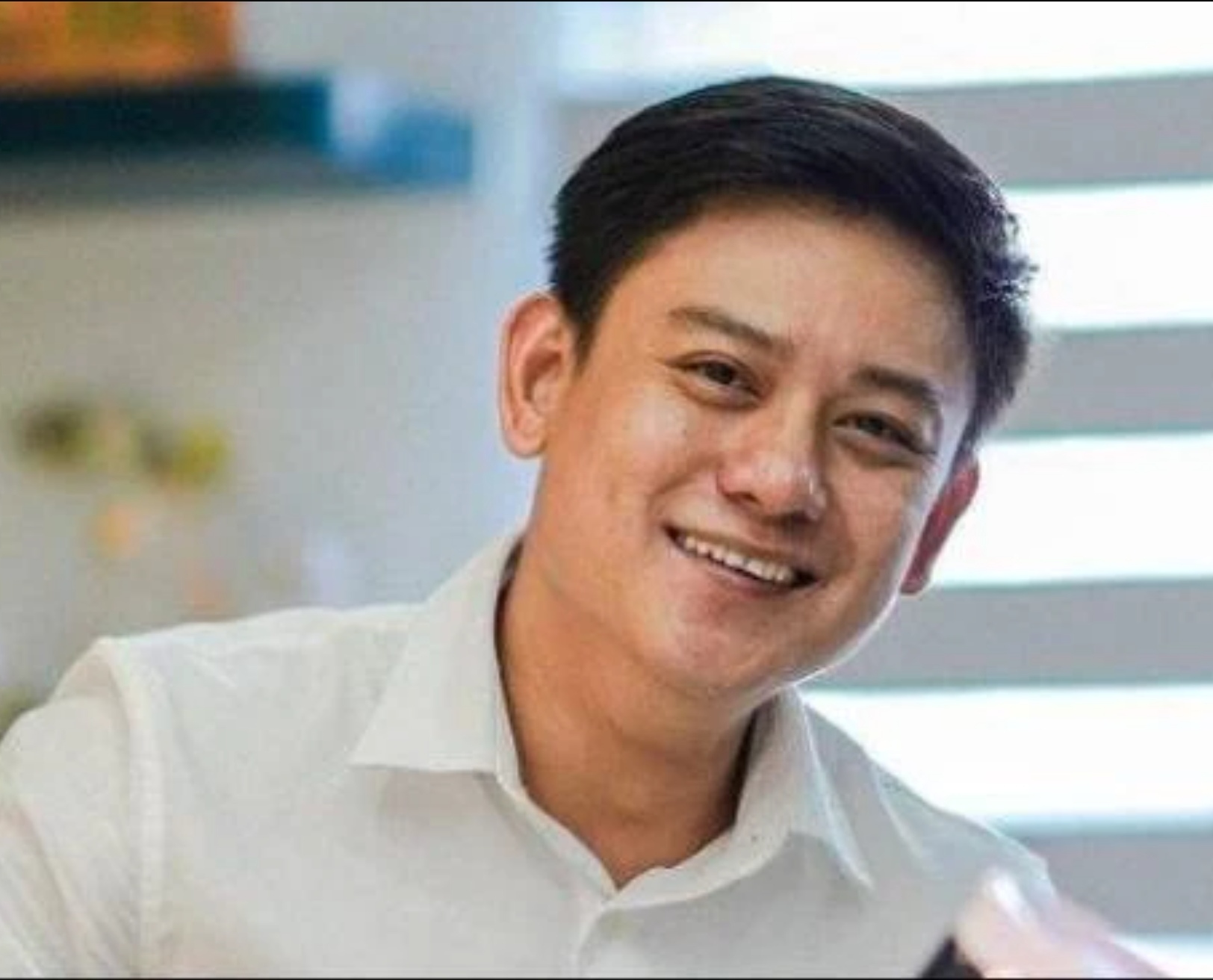 YouTuber kuliner Bobon Santoso mengumumkan pensiun dari YouTube dan berniat menjual akunnya.
