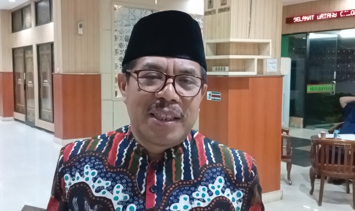 Kepala Bidang Pendidikan Madrasah Kanwil Kemenag Jatim Sugiyo. (Rahmat Sudrajat/Radar Surabaya)