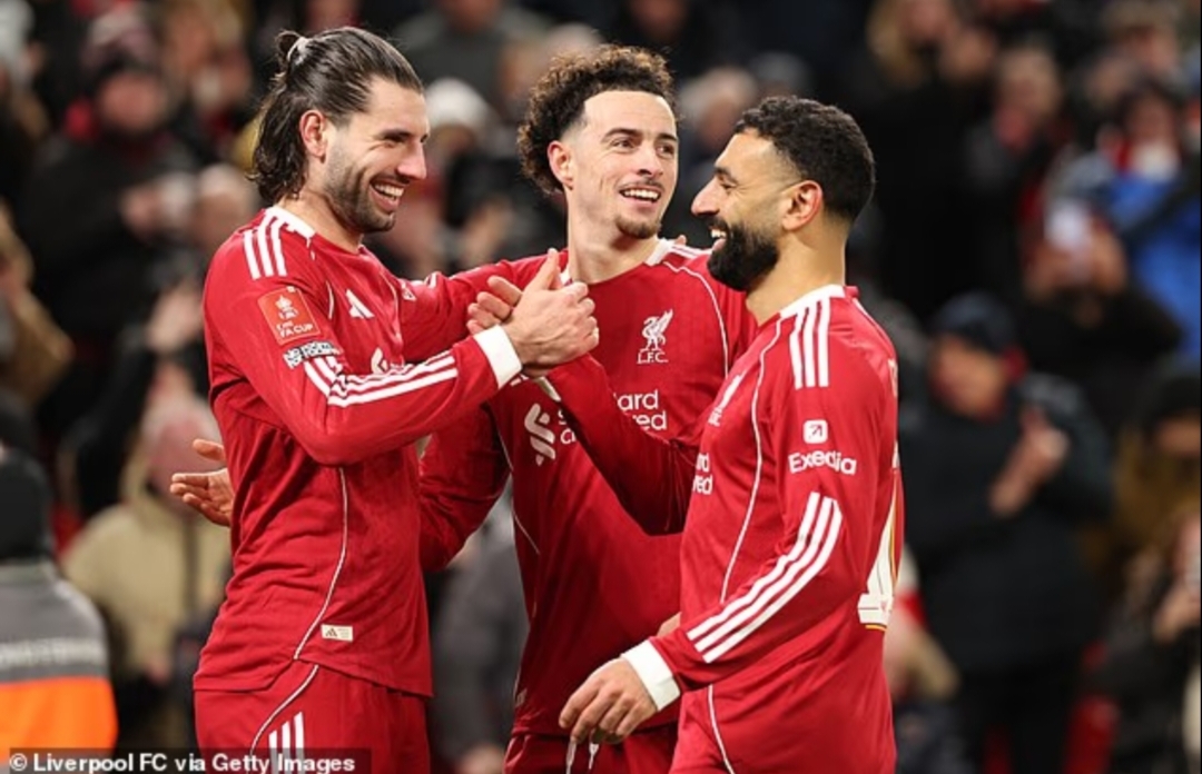 Pencetak gol Liverpool, Dominik Szoboszlai, Curtis Jones, dan Mohamed Salah.