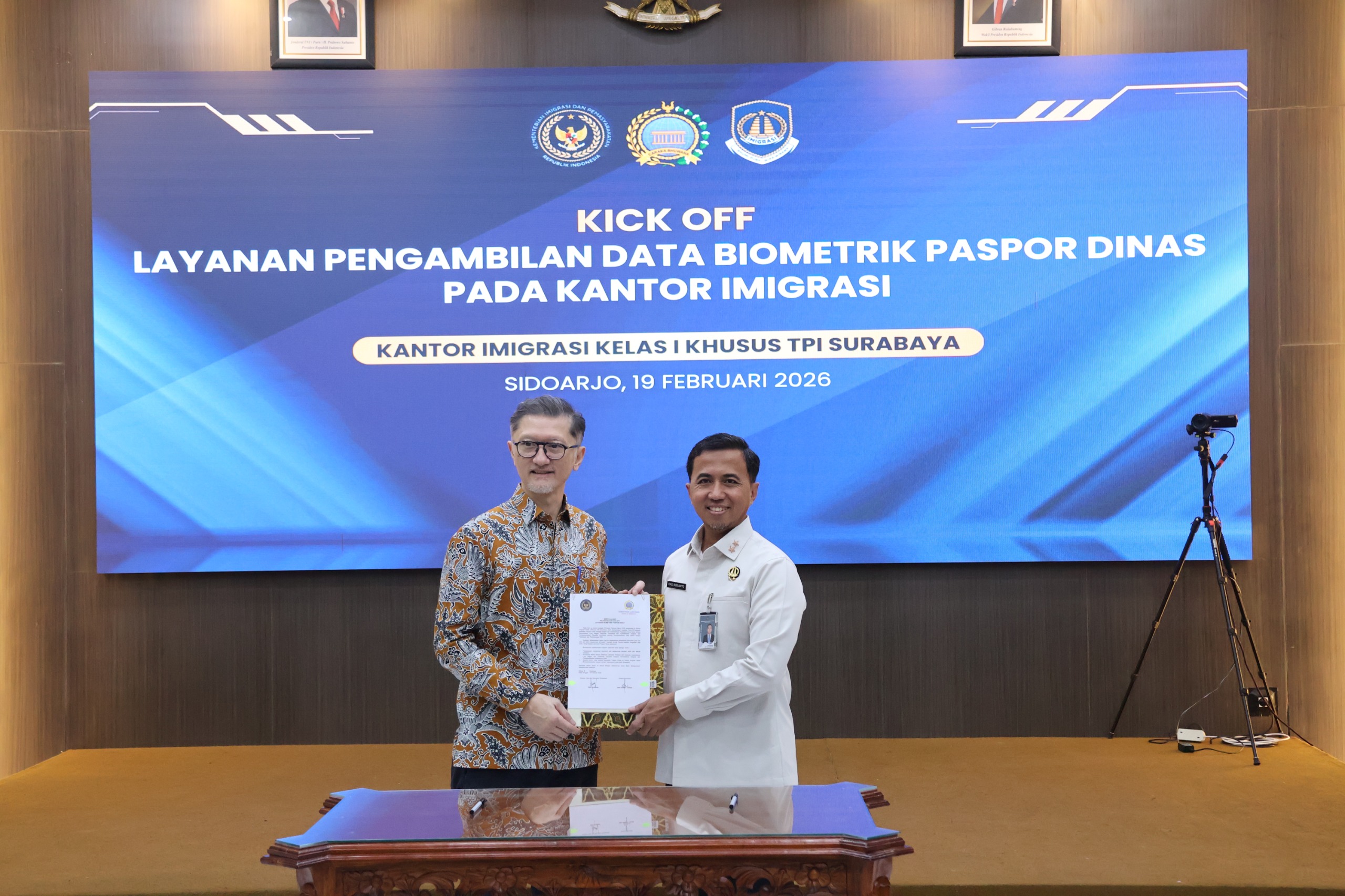 INOVATIF: Kantor Imigrasi (Kanim) Kelas I Khusus TPI Surabaya resmi ditunjuk sebagai lokasi percontohan (pilot project) layanan pengambilan data biometrik paspor dinas.