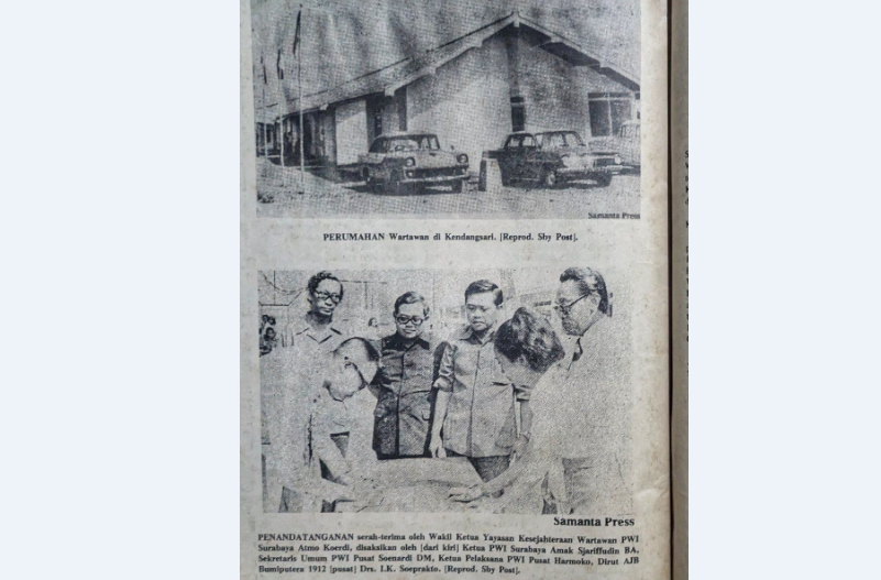 JEJAK: Halaman koran Surabaya Post yang memuat mengenai berita penandatanganan serah terima rumah untuk wartawan di Surabaya.