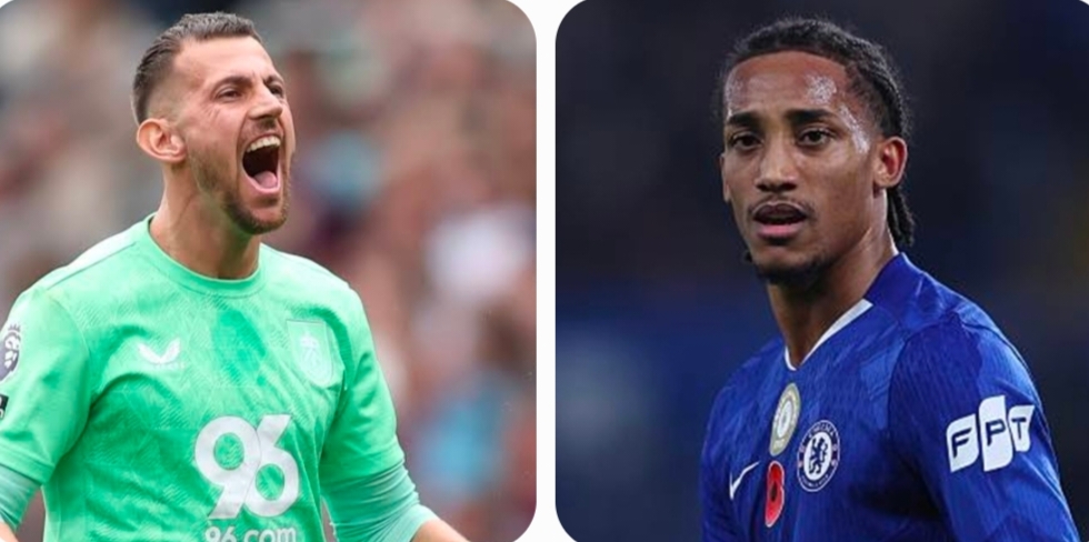 Penjaga gawang Burnley,  Martin Dubravka vs Striker Chelsea, Joao Pedro.