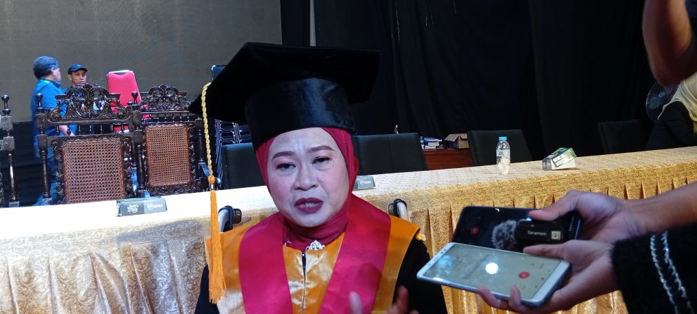  BAHAGIA: Prof. Dr. Prima Retno Wikandari, Guru Besar Pangan Fungsional Fermentasi Universitas Negeri Surabaya  