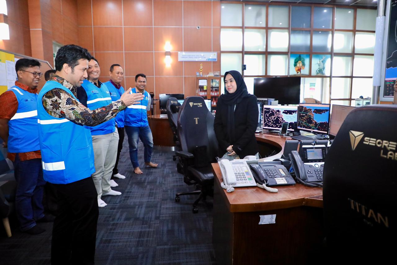 Wagub Jawa Timur Emil Elestianto Dardak menjamin kapasitas listrik di Jawa Timur. (IST)