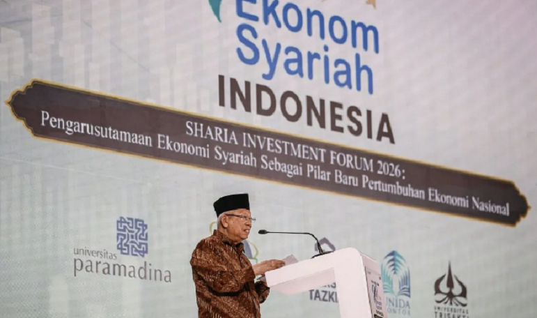 PIDATO: Ma'ruf Amin memberikan sambutan di acara Ekonomi Syariah Indonesia.