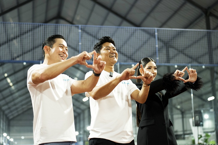 KEKINIAN: Mattaka memawa standar baru atap UPVC untuk arena padel modern.