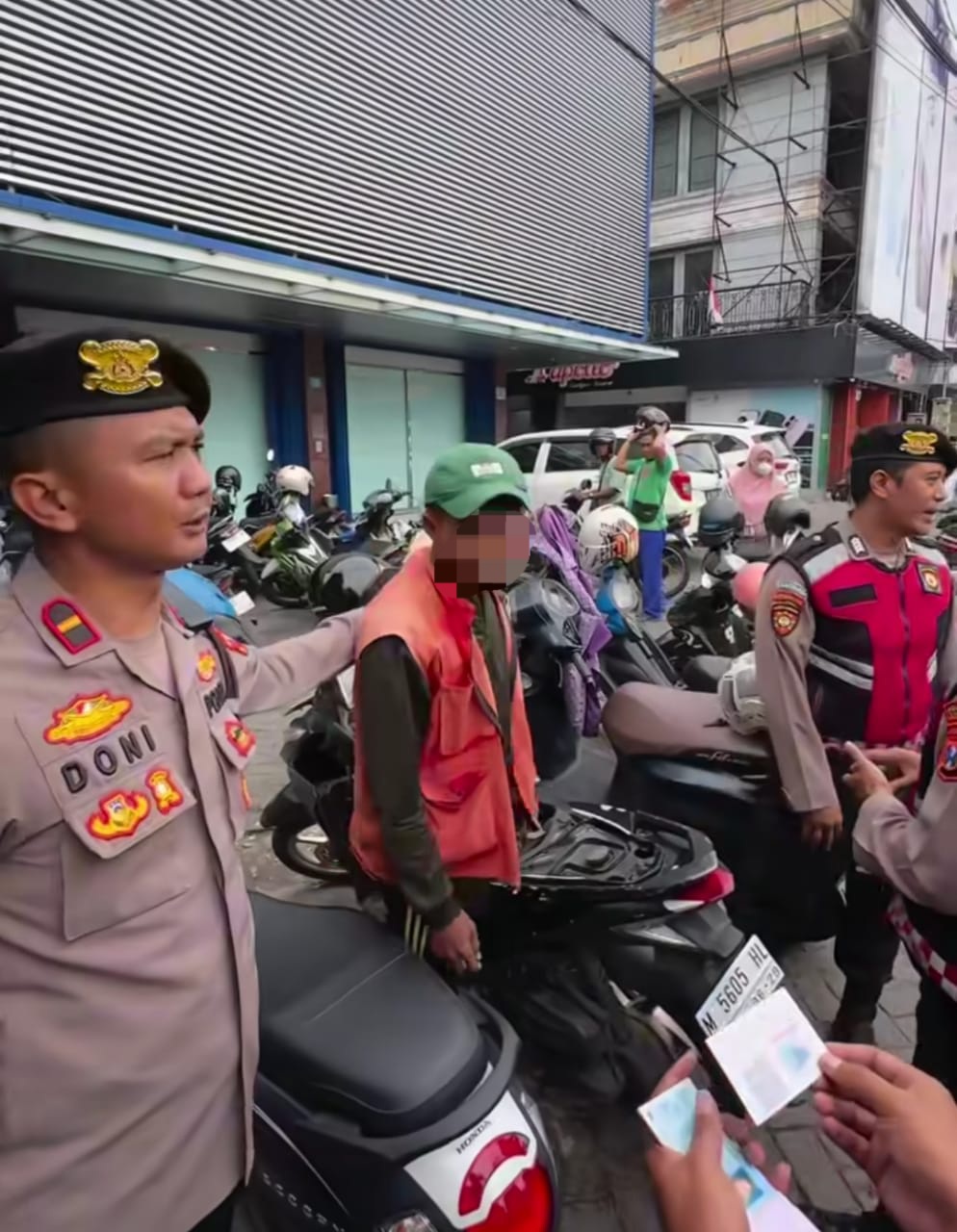 TAK BERHENTI: Dalam waktu sehari, Polrestabes Surabaya amankan 32 jukir liar di wilayah Surabaya. (IST/RADAR SURABAYA)