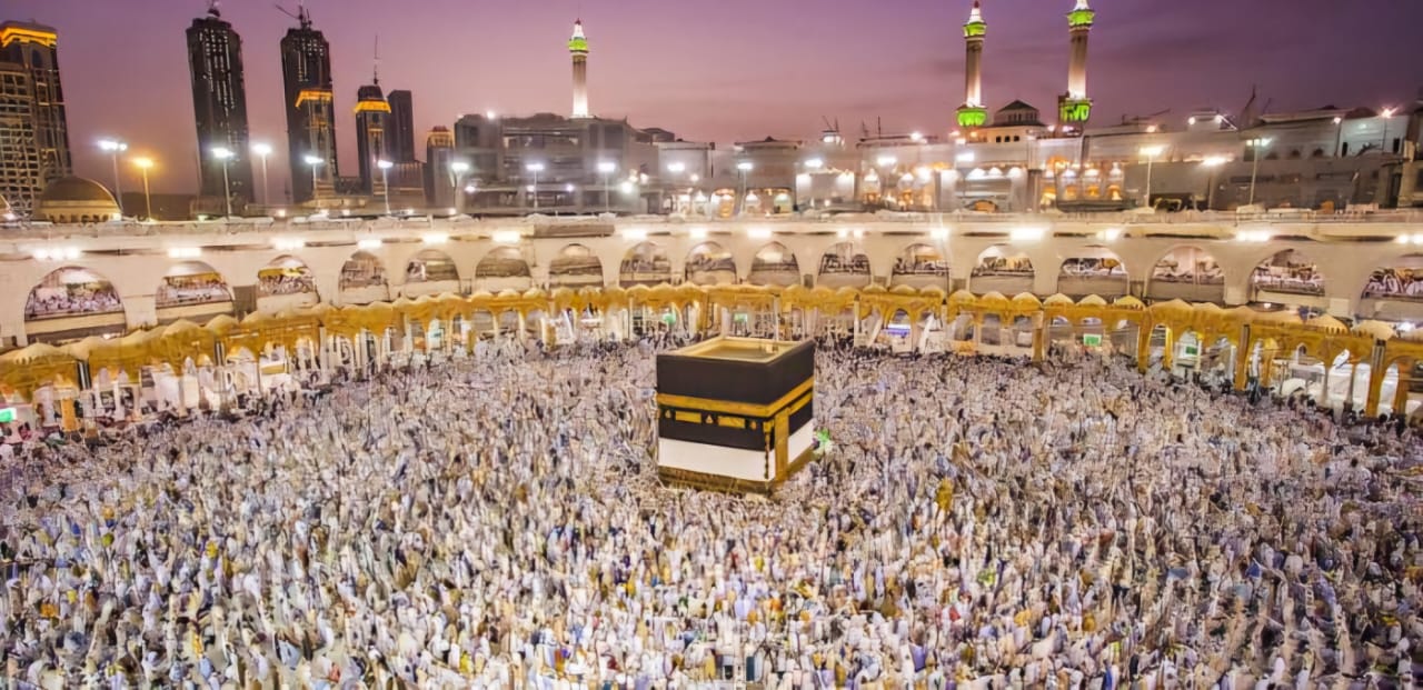  Ibadah: Haji dan Umrah.