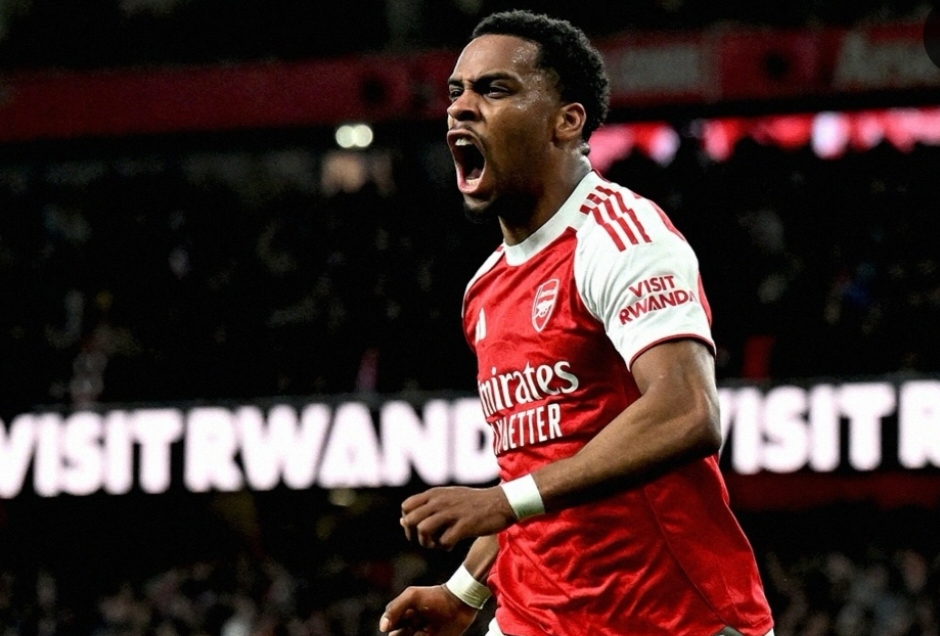Jurrien Timber jadi penentu kemenangan Arsenal atas Chelsea. 