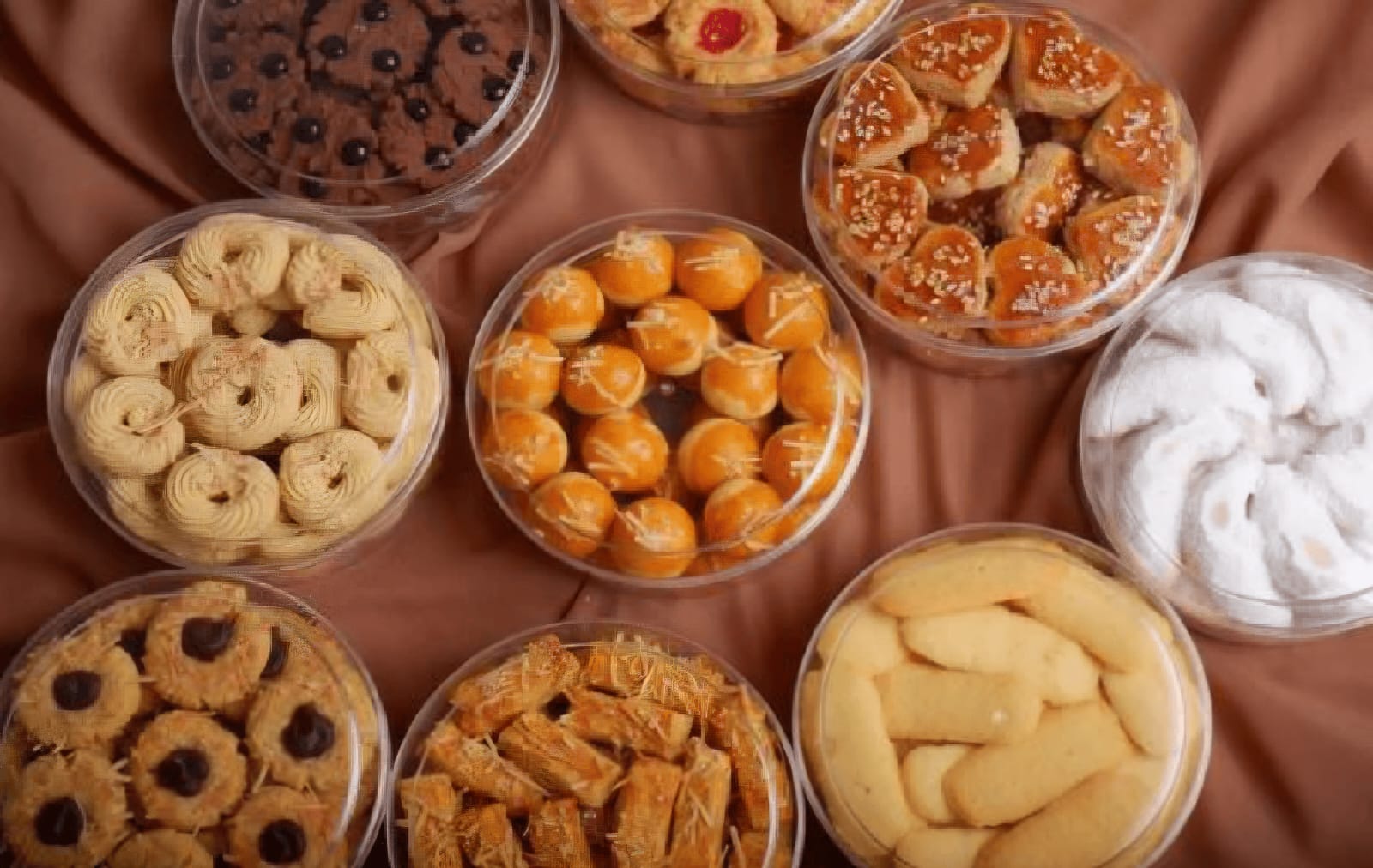 Kue: Variasi kue lebaran.