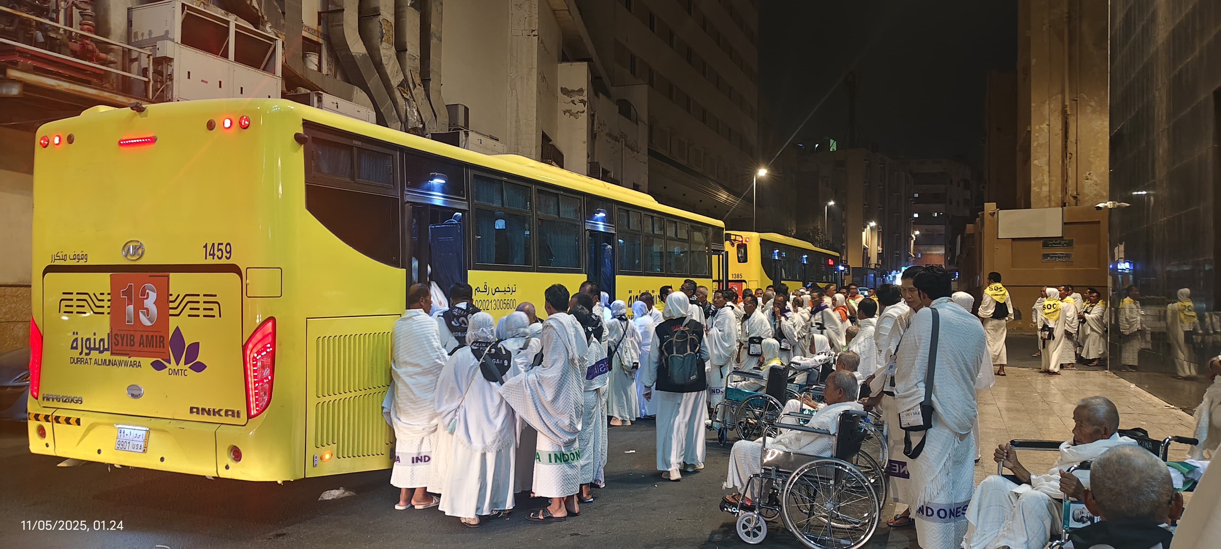 Jemaah umrah asal Jawa Timur melaksanakan ibadah umrah di tanah suci. (IST)