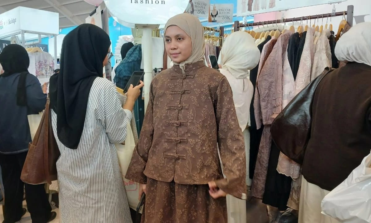 Modest Cheongsam: Perpaduan unik outfit muslimah dan budaya Tionghoa.