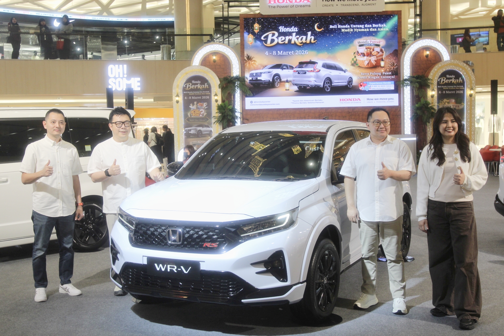 PAMERAN: HSC menggelar pameran spesial Ramadan dengan menghadirkan produk terbaru serta program penjualan bertajuk &ldquo;Honda Berkah&rdquo; di atrium Tunjungan Plaza 3, Surabaya.  