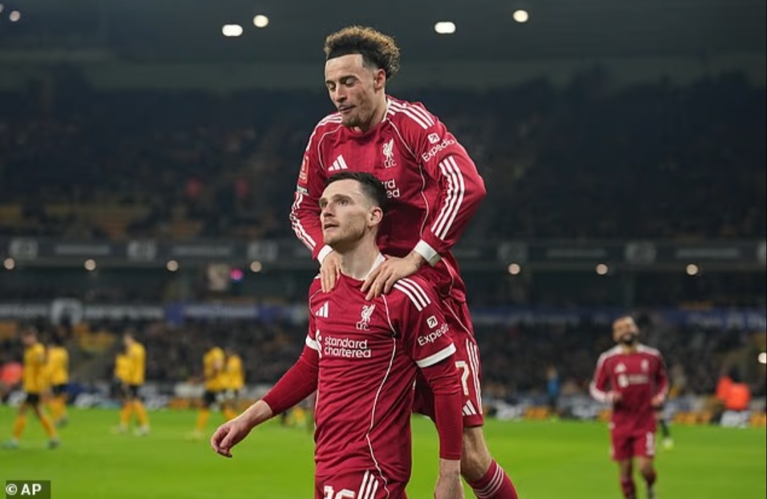 Andrew Robertson mencetak gol pembuka yang indah untuk membantu Liverpool F.C. mengalahkan Wolverhampton Wanderers F.C. dengan skor 3-1 dalam ajang FA Cup.