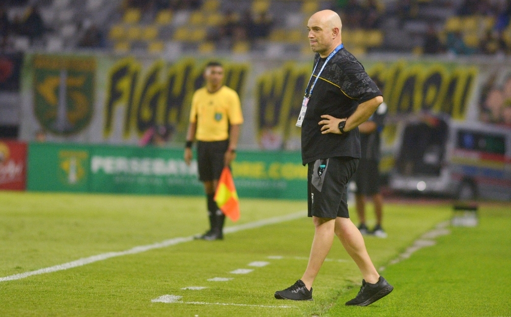 Pelatih Persebaya Bernardo Tavares. 