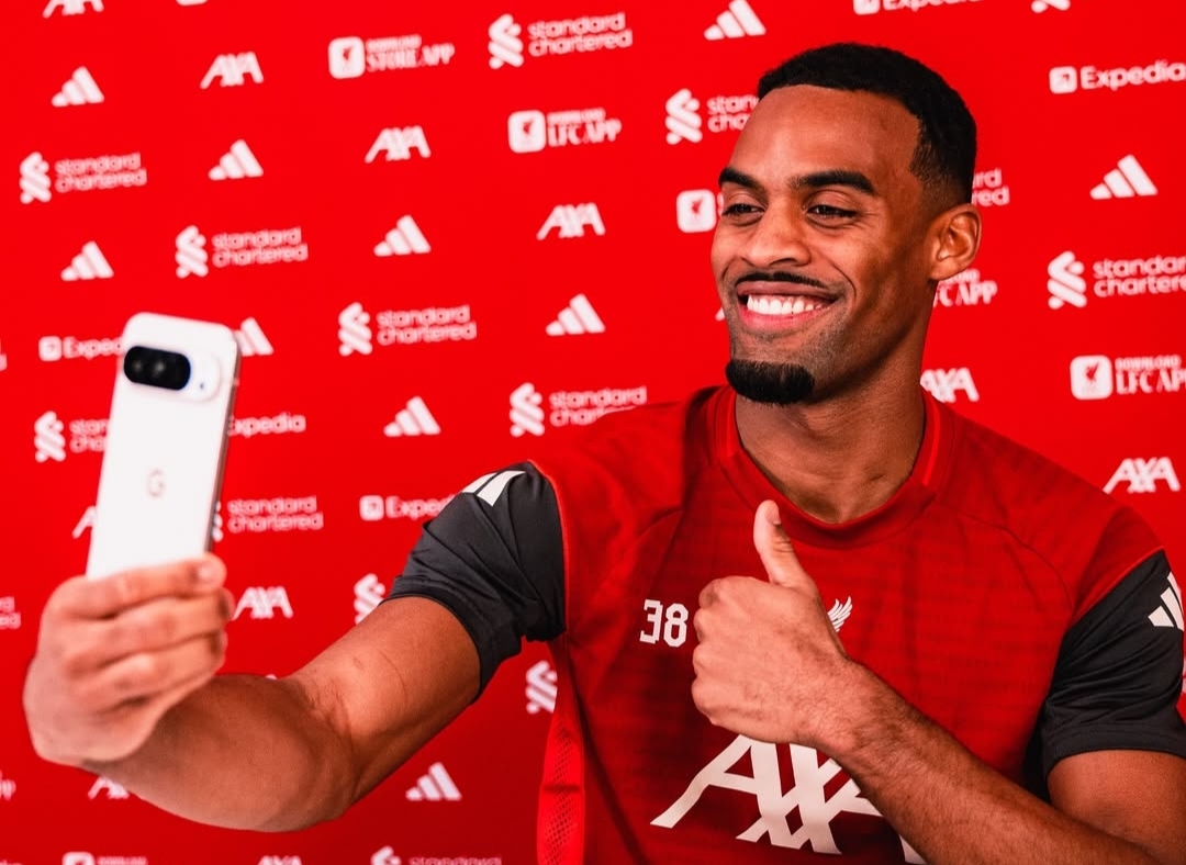 Ryan Gravenberch perpanjang kontrak hingga 2032.