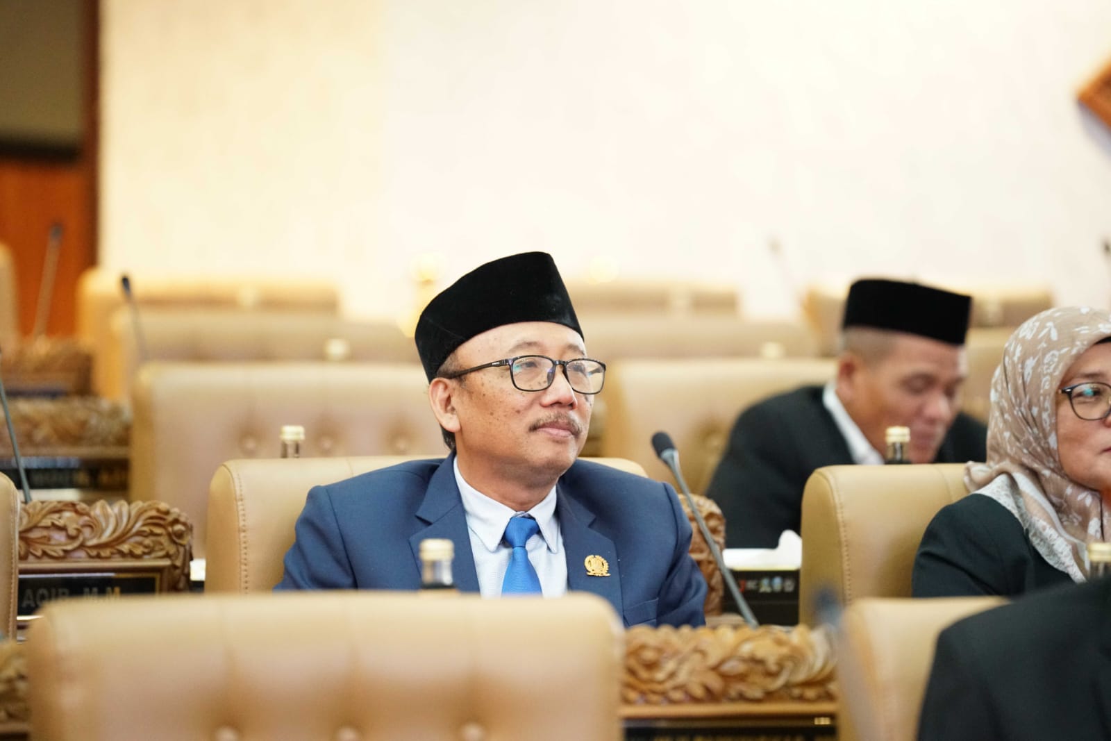 PERTANYAKAN: Anggota Komisi E DPRD Jatim mempertanyakan pemotongan Jaspel TPP Nakes di RSUD milik Pemprov. (IST/RADAR SURABAYA)