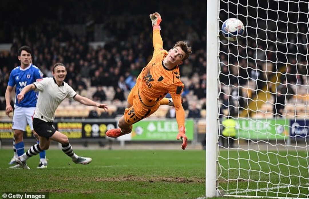 Ben Waine mencetak gol penentu kemenangan atas Sunderland dalam laga kejutan Piala FA pada Minggu.
