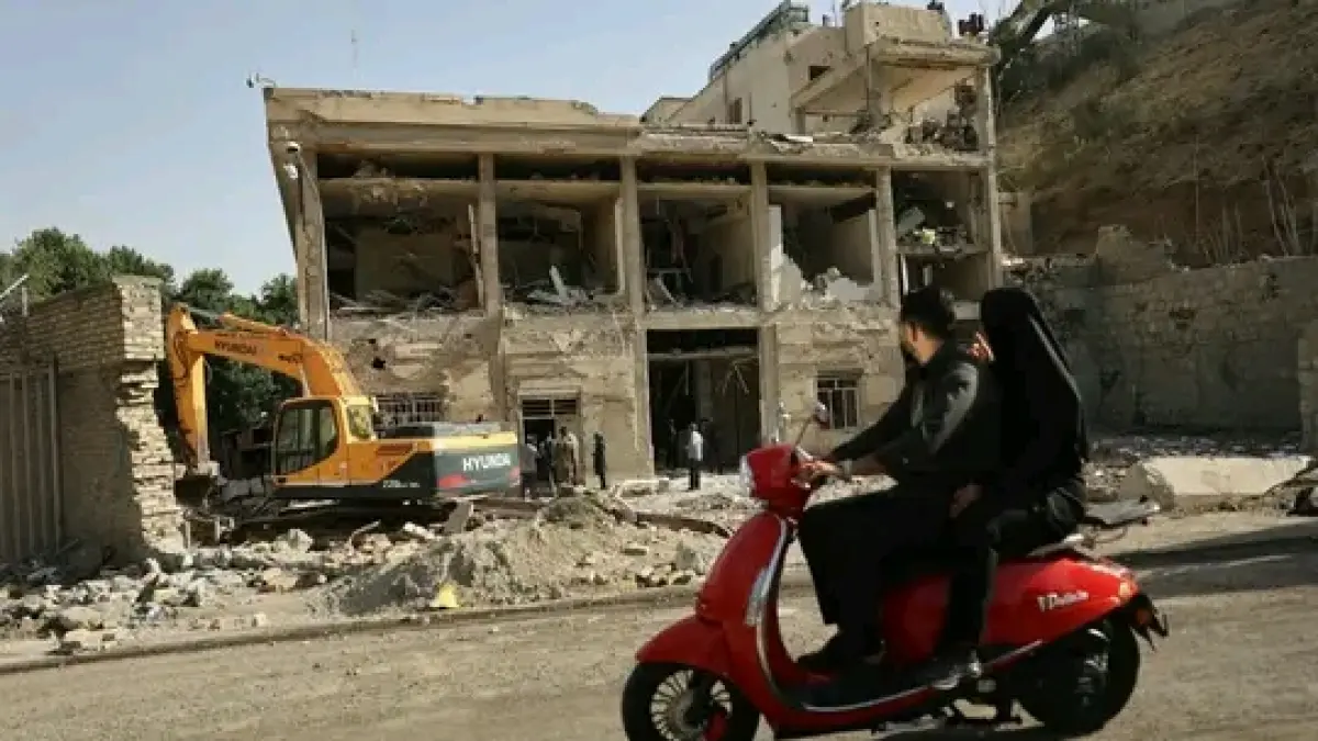 Reruntuhan bangunan akibat serangan AS dan Israel di Teheran Iran. (Al Jazeera)
