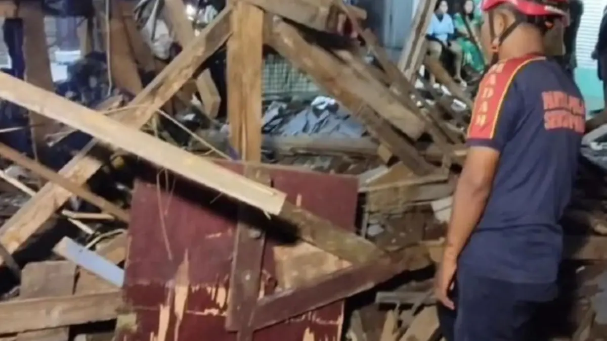 Rumah warga di Noyontaansari, Pekalongan Timur, Kota Pekalongan yang rusak parah akibat ledakan petasan. (Istimewa)