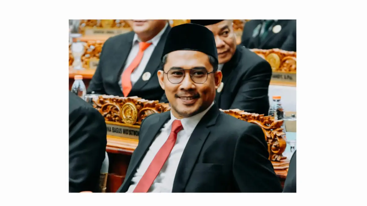 PEMBENAHAN: Sekretaris Fraksi Gerindra DPRD Surabaya, Azhar Kahfi, meminta penambahan PJU dan CCTV serta patroli malam usai pembacokan di Jalan Dupak, Surabaya. (IST/RADAR SURABAYA)