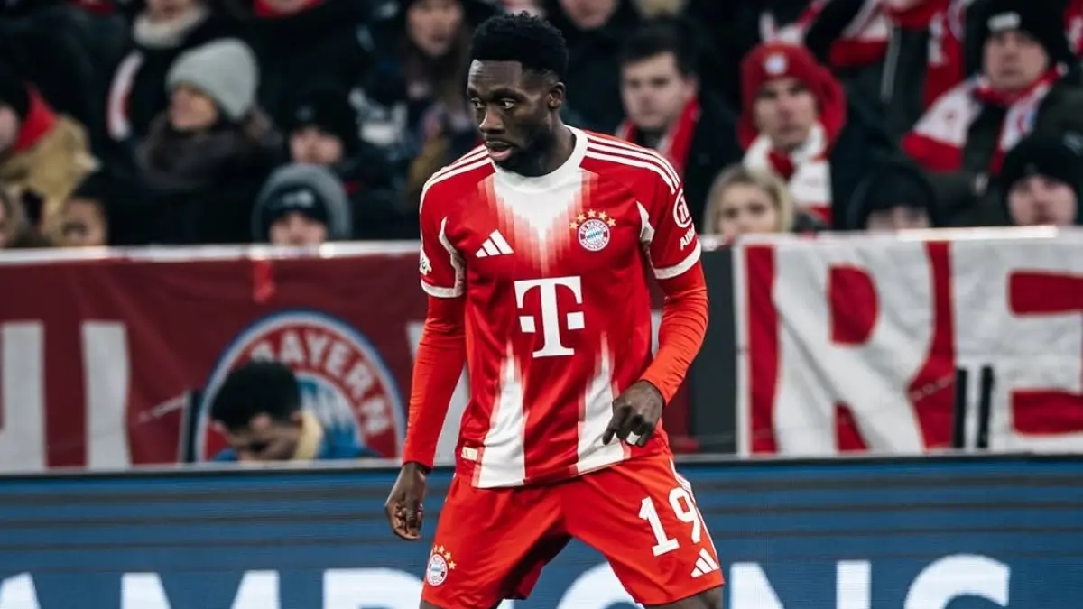 Alphonso Davies jadi rebutan Manchester United dan Liverpool./Bayern Munich. 