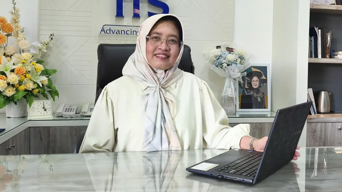 PELUANG: Wakil Rektor I ITS Nurul Widiastuti menjelaskan skema Beasiswa Garuda Sarjana 2026. (IST)