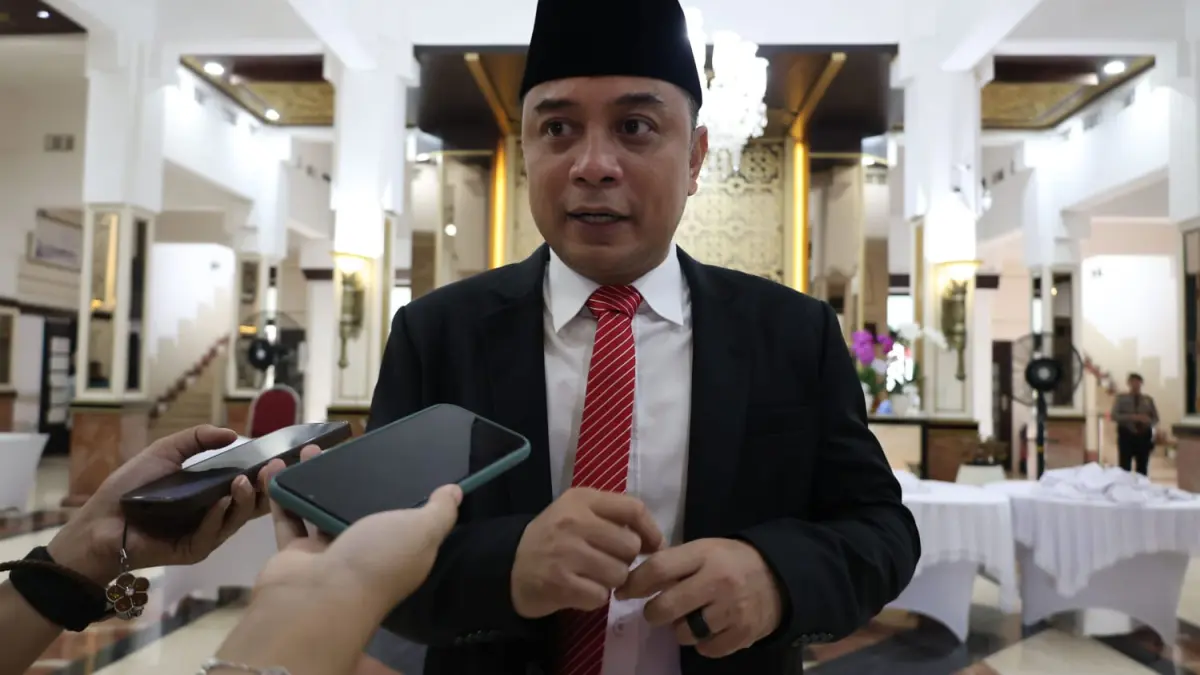 DIMULAI: Wali Kota Surabaya Eri Cahyadi targetkan Kampung Pancasila dimulai serentak pada April nanti.(IST/RADAR SURABAYA)