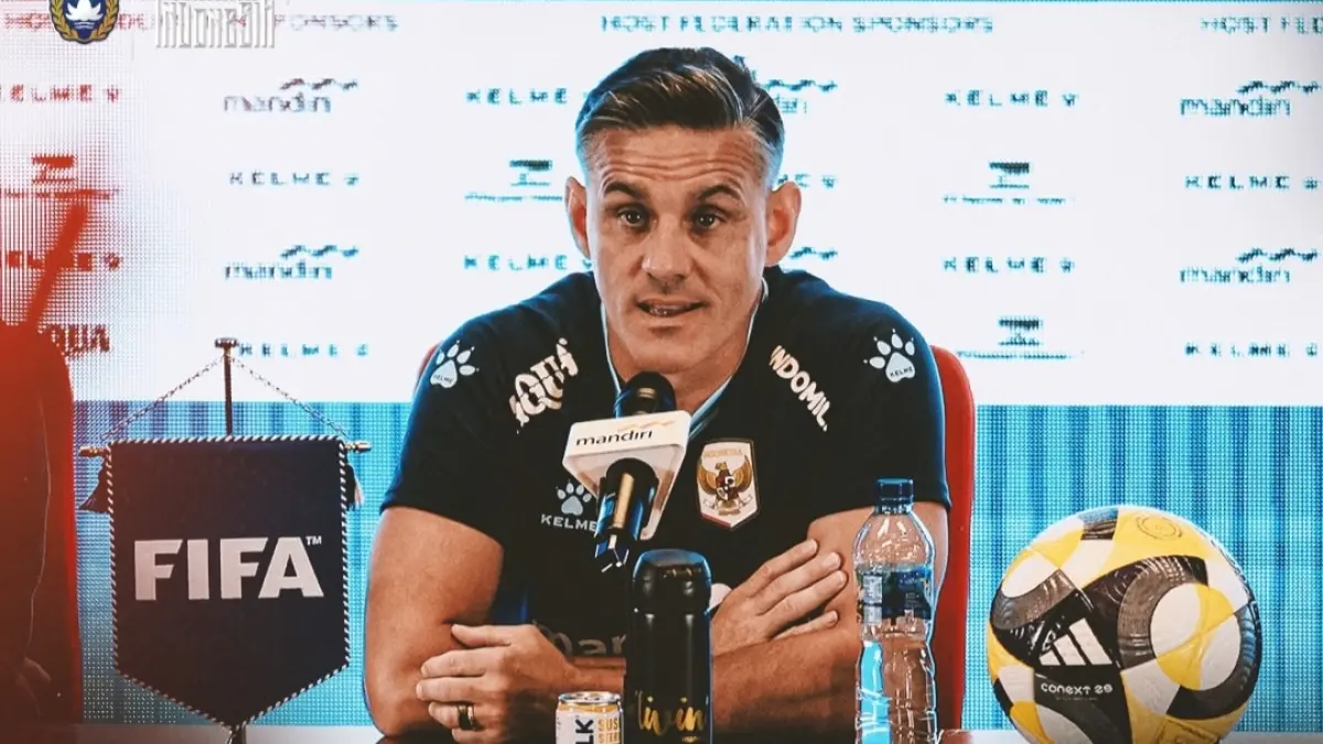 Jumpa pers John Herdman jelang laga lawan Saint Kitts and Nevis./Instagram TimnasIndonesia. 