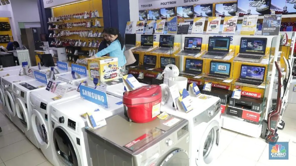 PAMERAN: Momen Ramadan dan Idulfitri menjadi pendorong membaiknya penjualan elektronik dan alat listrik rumah tangga. (CNBC INDONESIA)