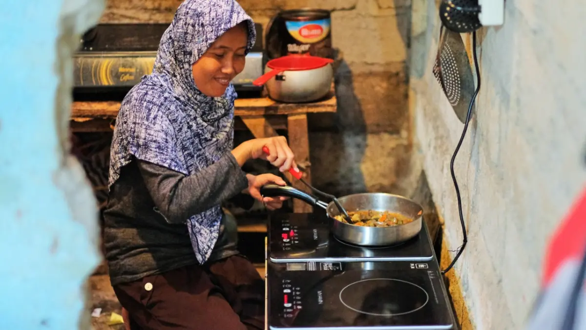 HEMAT: Program kompor listrik perlu digaungkan kembali karena sangat relevan dengan kondisi saat ini. (IST)