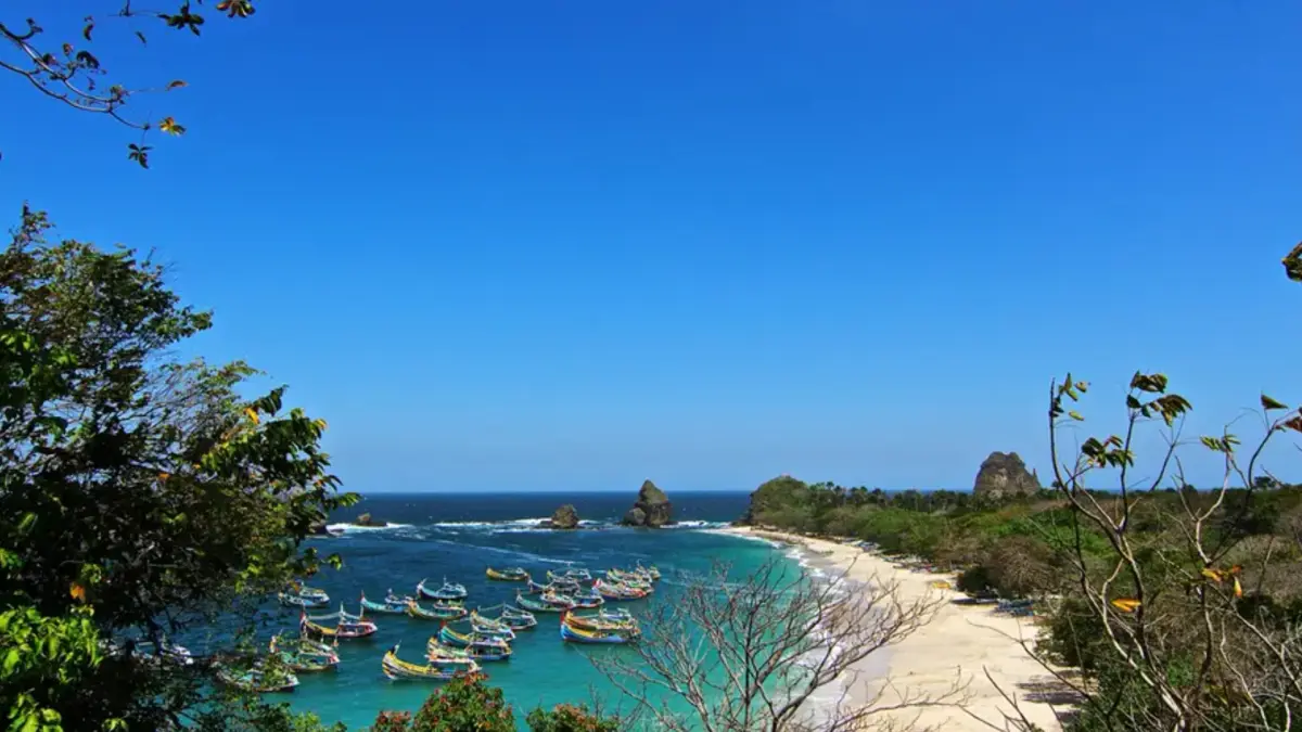 Ilustrasi pantai Papuma, Jember. (ISTIMEWA)
