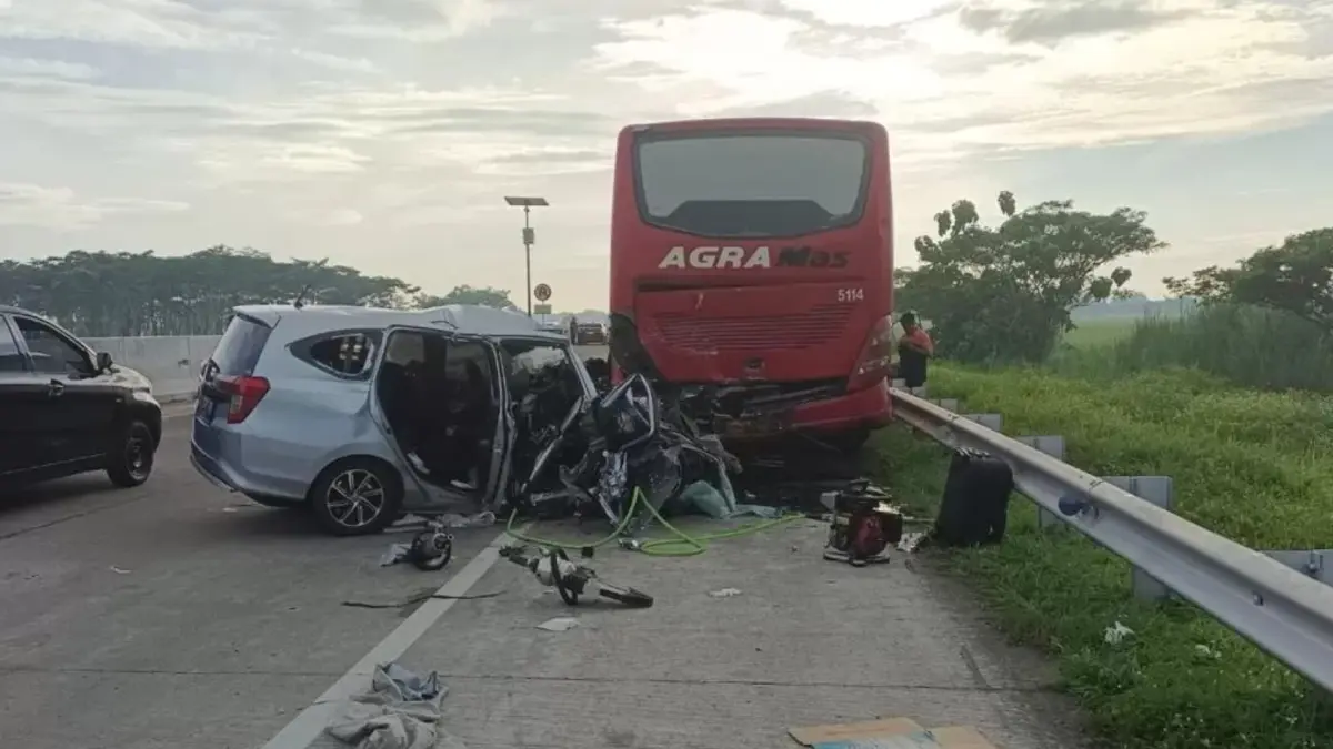 Kecelakaan kendaraan pemudik di kawasan tegal, Jawa Tengah beberapa waktu lalu. (ISTIMEWA)
