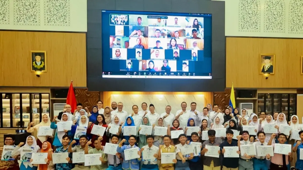 Para siswa yang mendapat golden ticket dari  Universitas Airlangga/Rahmat Sudrajat. 